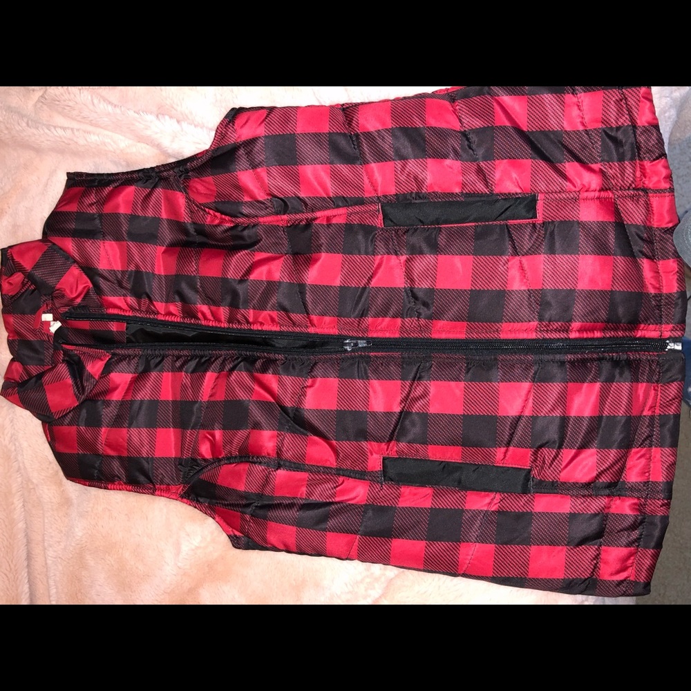 Red camel buffalo check vest